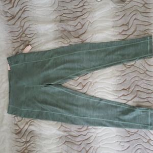 Victorias Secret Incredible Essential Legging Woman Size 10